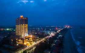 Muong Thanh Grand Cua Lo Hotel